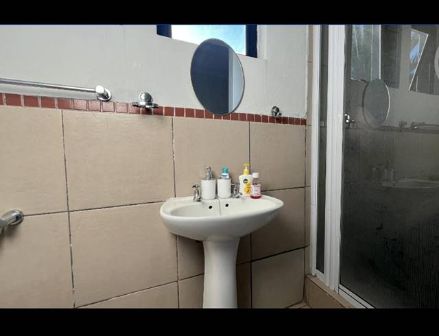 1 BEDROOM APARTMENT FOR SALE IN WILLOWS
